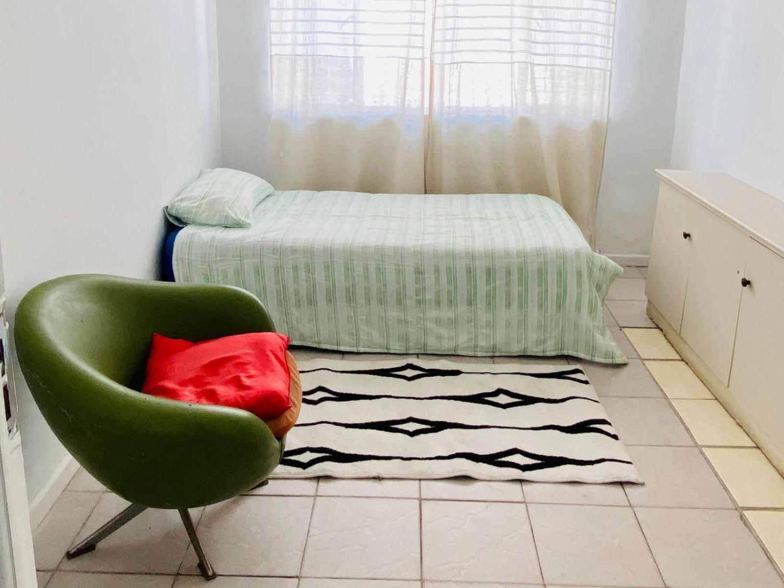 Apartment Le Leu Self Catering Cape Town