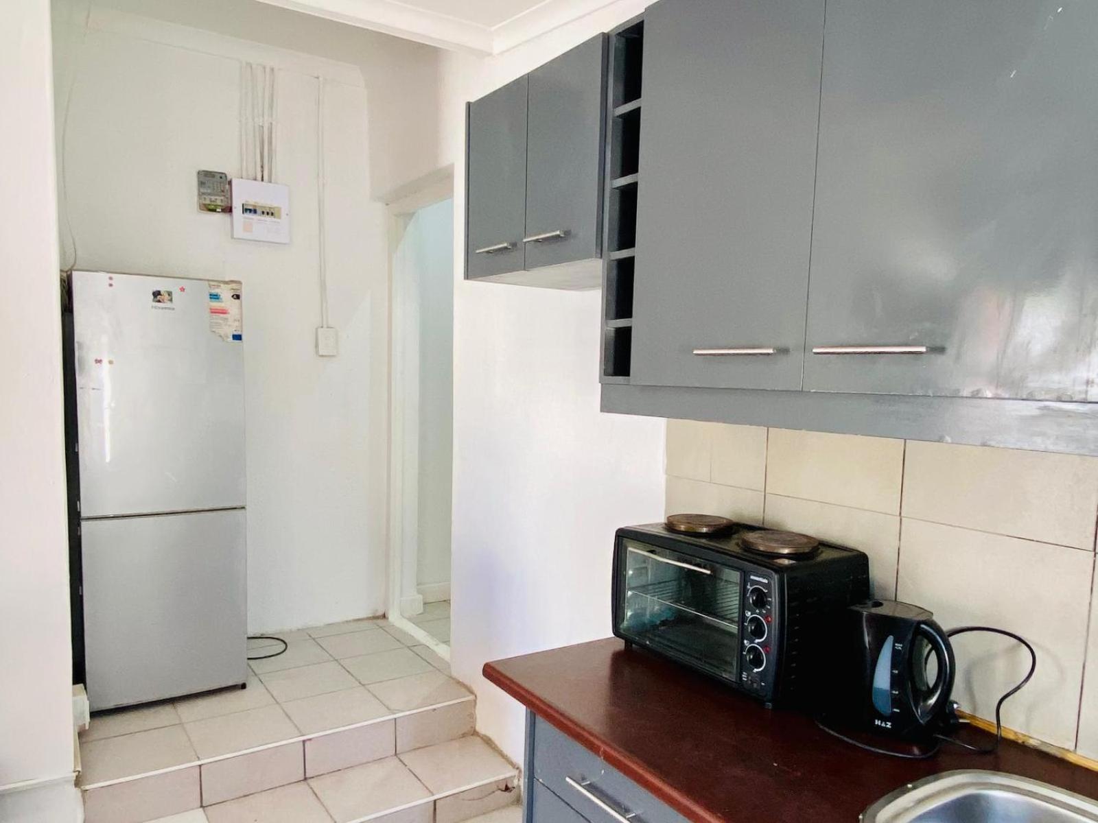 Le Leu Self Catering